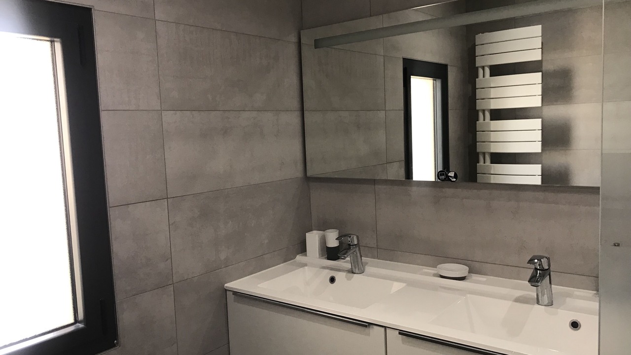 Photo of Bathroom in Miramar