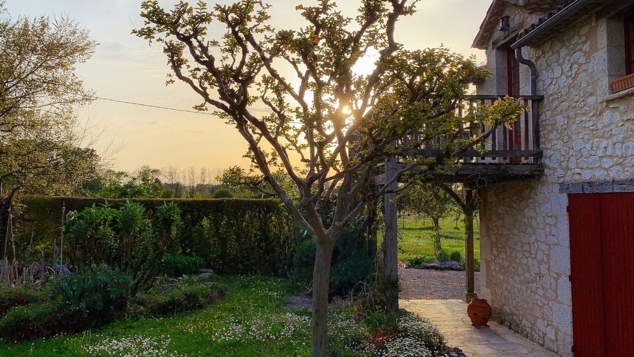 Photo of Outdoor in Queyssel