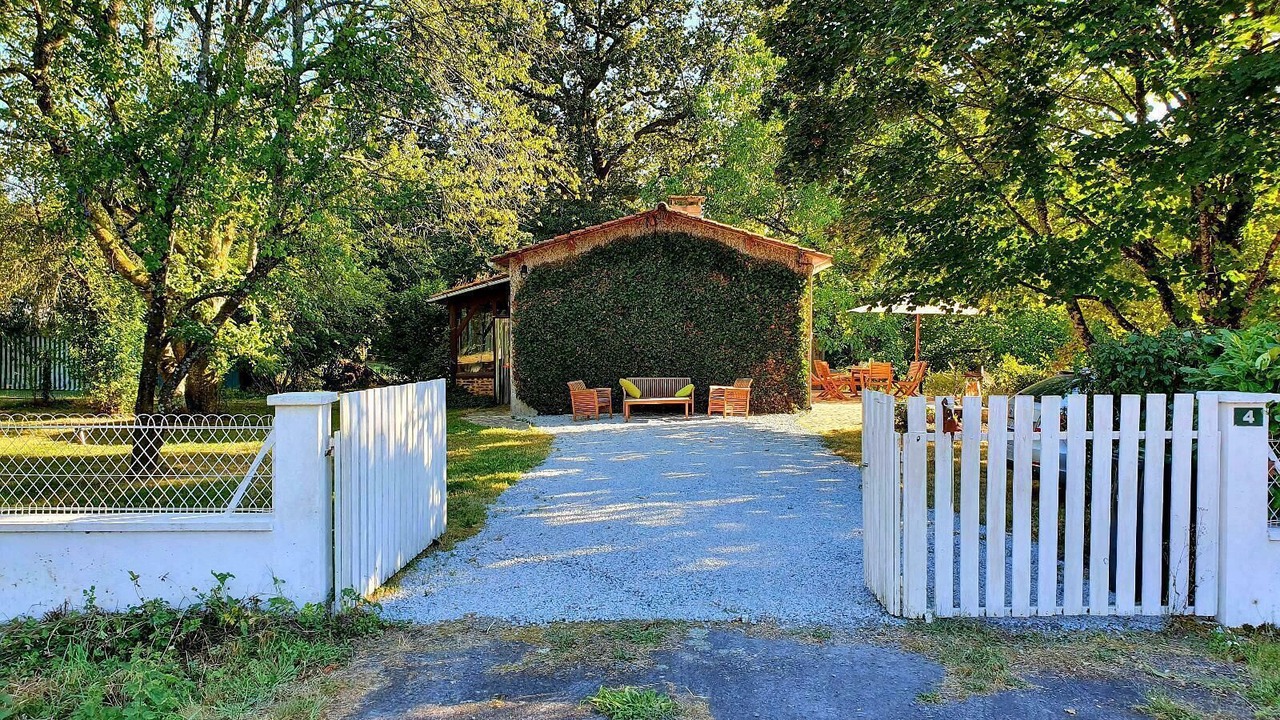 Photo of Outdoor in Saint-Mathieu