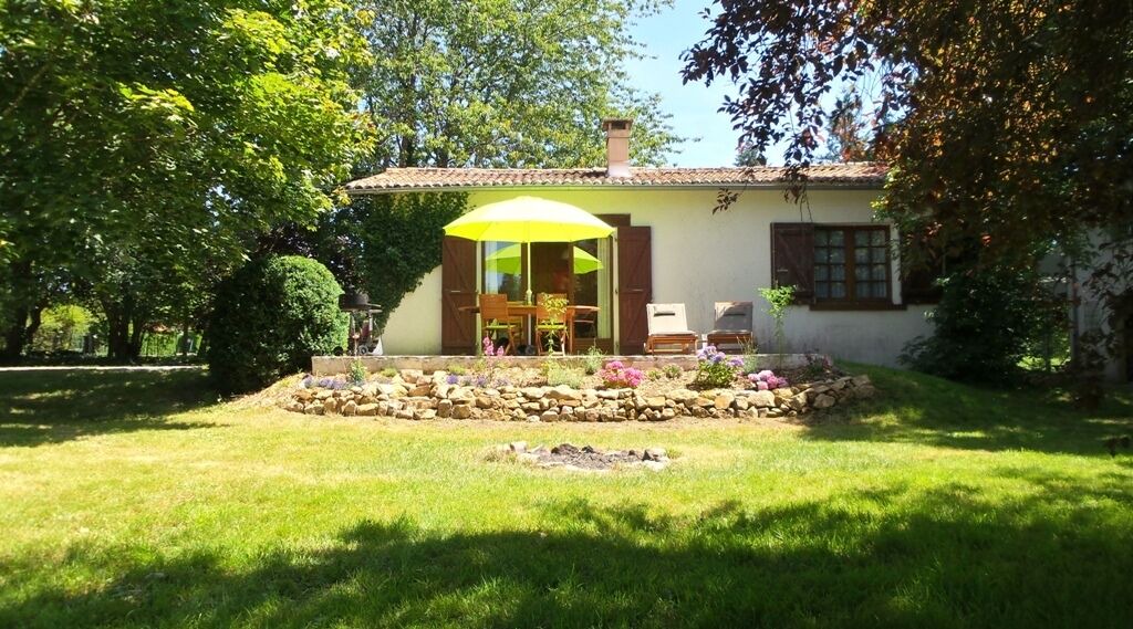 Photo of Patio Balcony in Saint-Mathieu