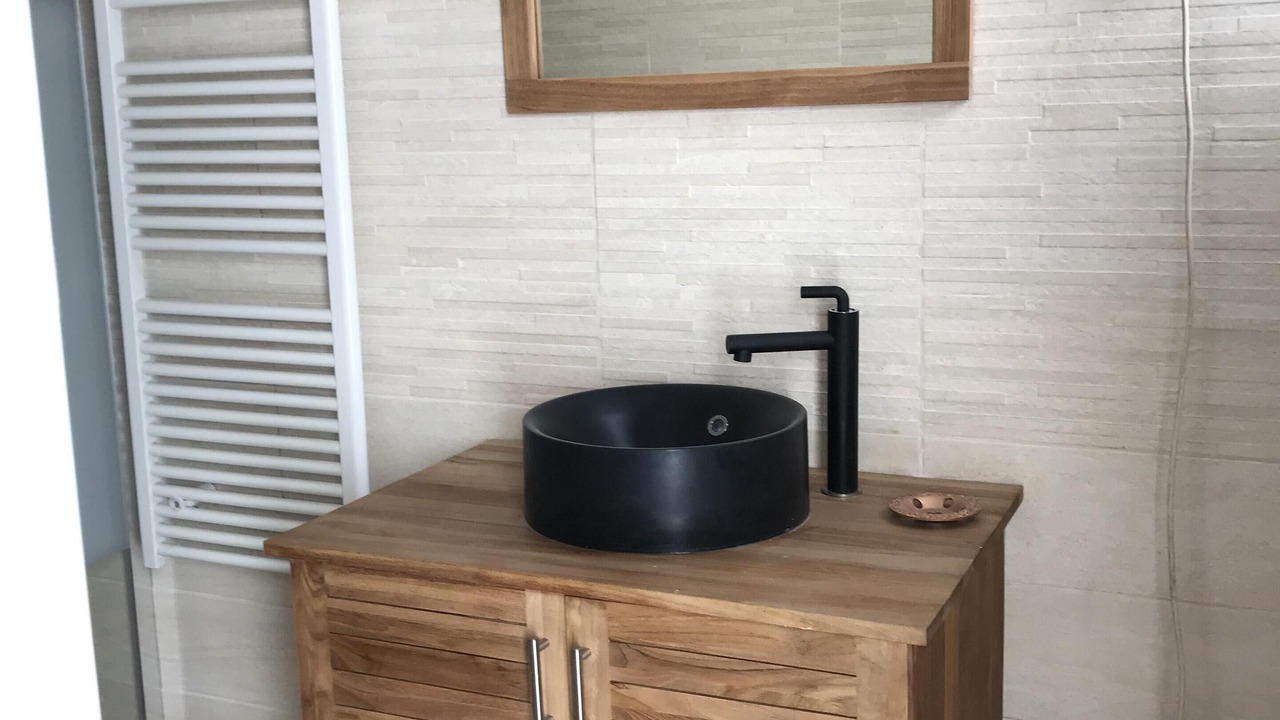 Photo of Bathroom in Le Bois-Plage-en-Re