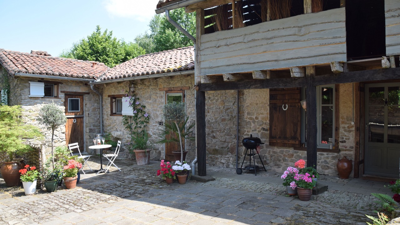 Photo of Outdoor in Saint-Pardoux-la-Riviere