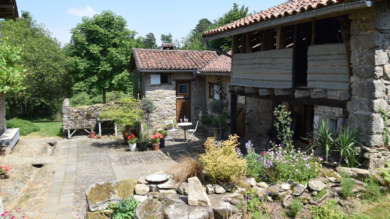 Photo of Outdoor in Saint-Pardoux-la-Riviere