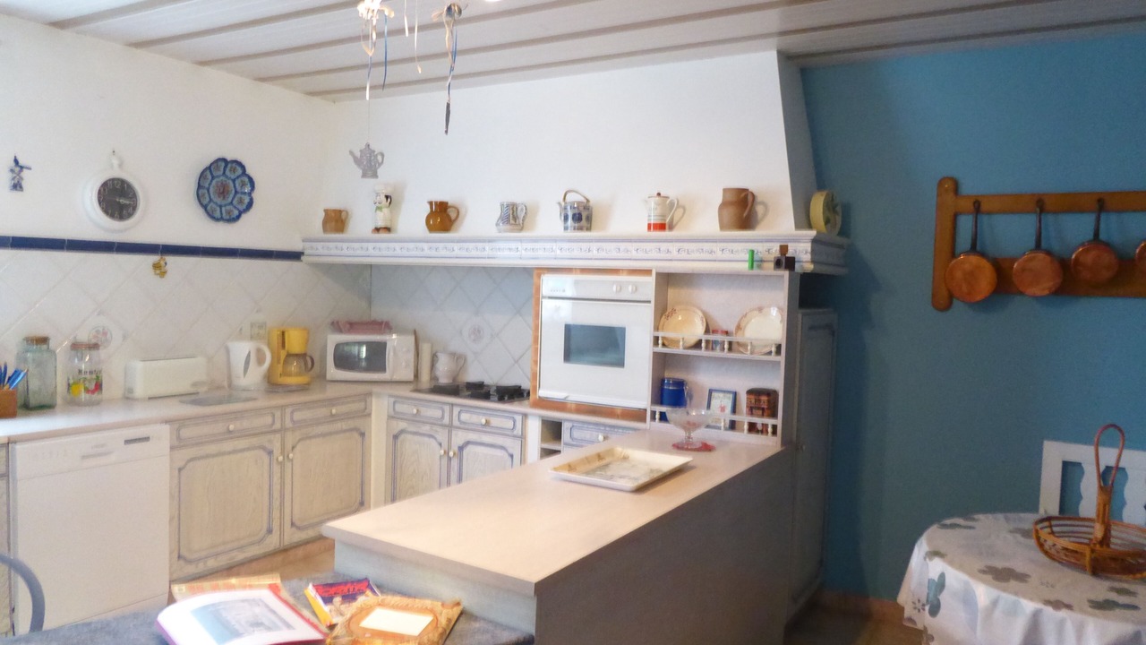 Photo of Kitchen in Saint-Amant-de-Nouere