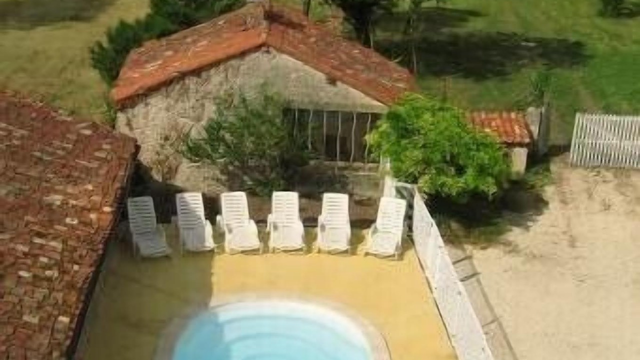 Photo of Outdoor in Usson-du-Poitou