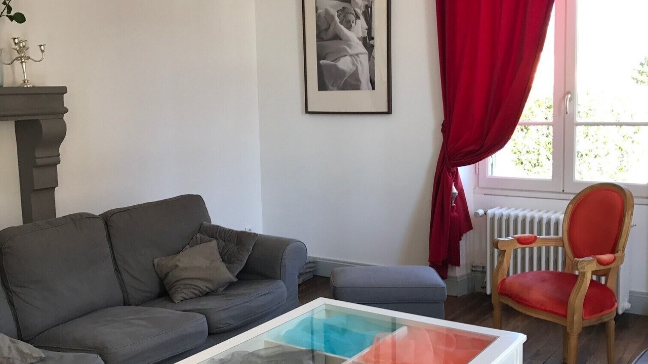 Photo of Livingroom in Usson-du-Poitou