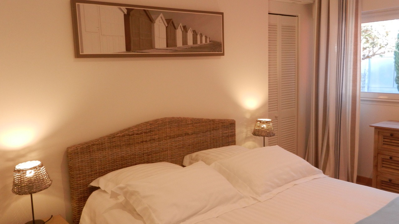 Photo of Bedroom in Camblanes-et-Meynac