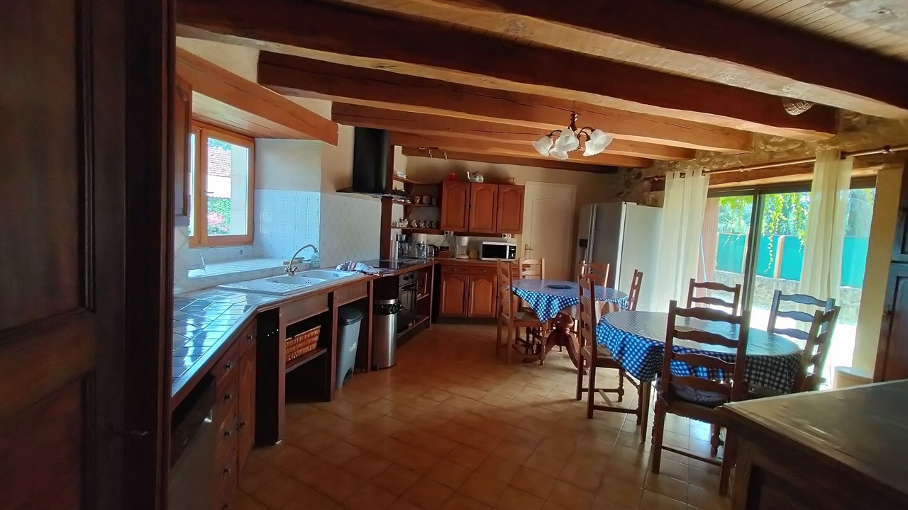 Photo of Kitchen in Veyrines-de-Vergt