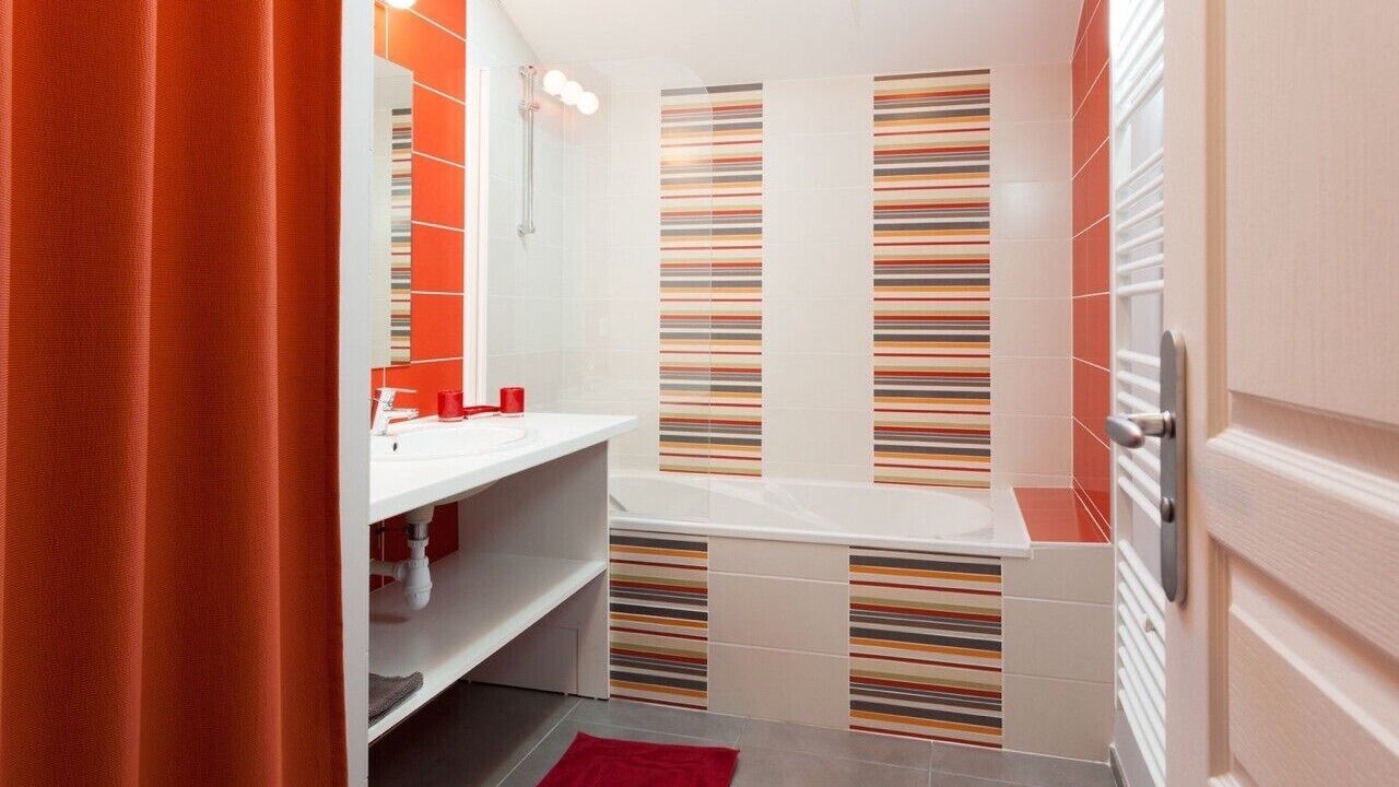 Photo of Bathroom in Sare