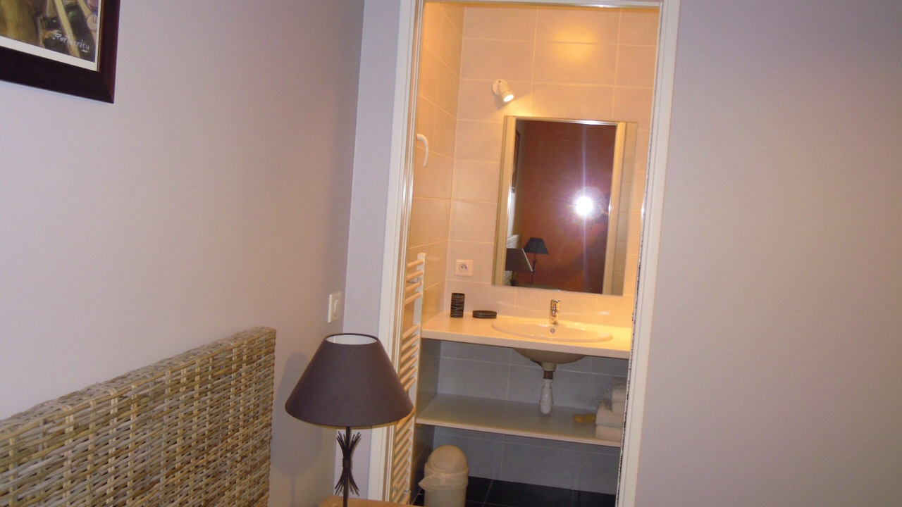 Photo of Bathroom in Sare