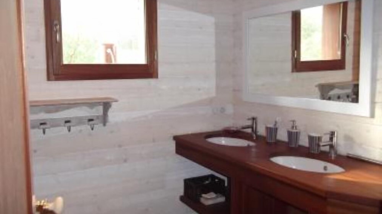 Photo of Bathroom in Le Canon