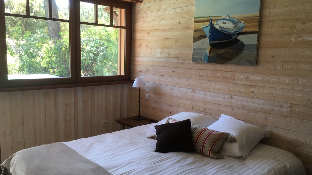 Photo of Bedroom in Le Canon
