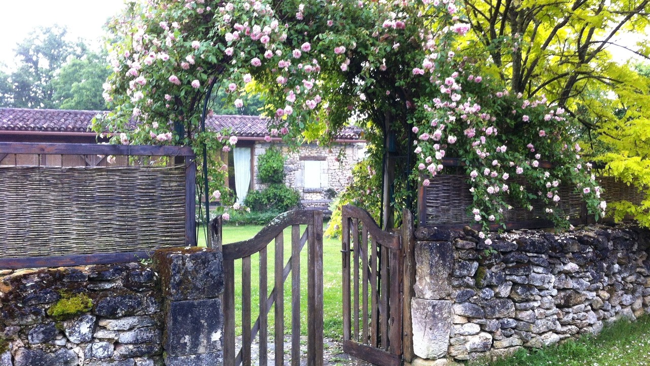 Photo of Outdoor in Saint-Laurent-des-Batons