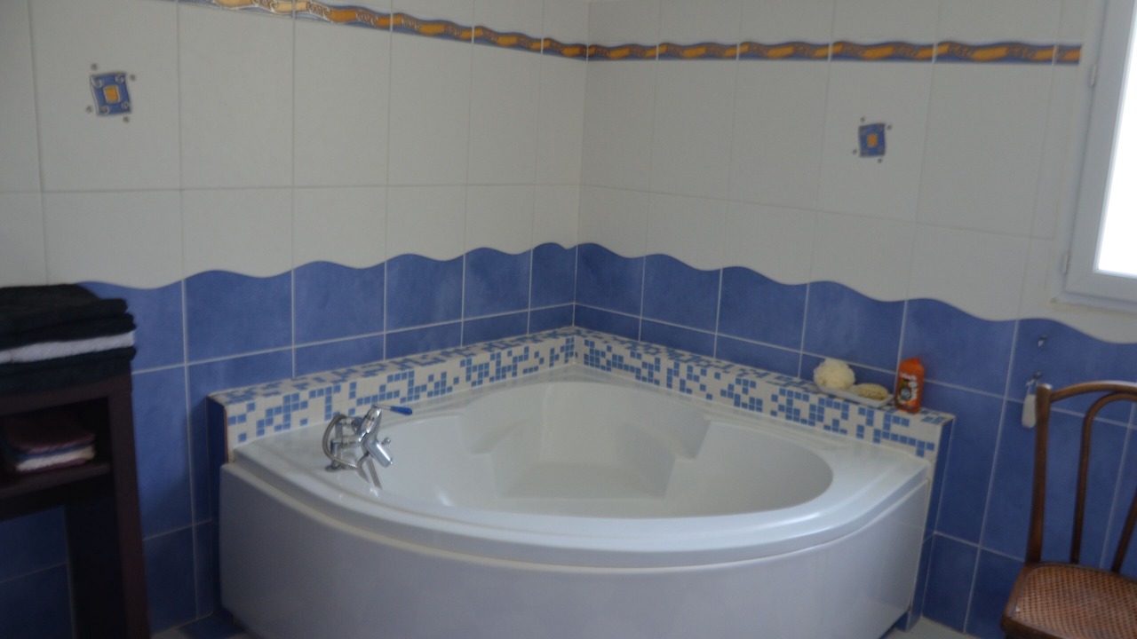 Photo of Bathroom in Verines