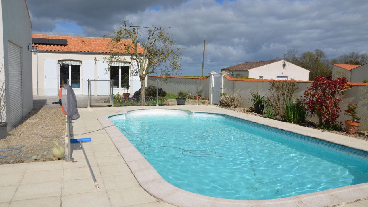 Photo of Outdoor in Verines