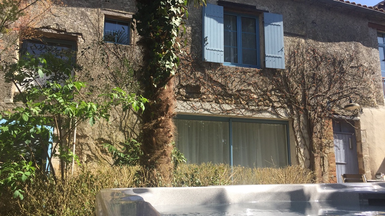 Photo of Outdoor in Saint-Martin-de-Gurson