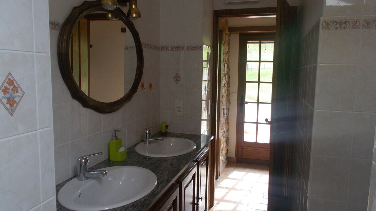 Photo of Bathroom in Saint-Jean-Pied-de-Port