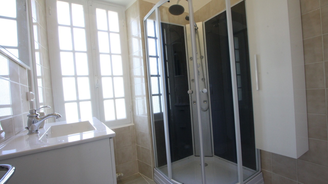 Photo of Bathroom in Saint-Marcel-du-Perigord