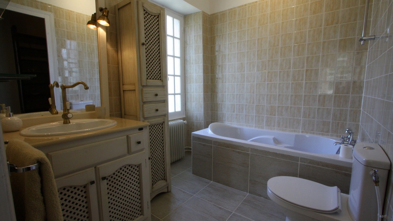 Photo of Bathroom in Saint-Marcel-du-Perigord