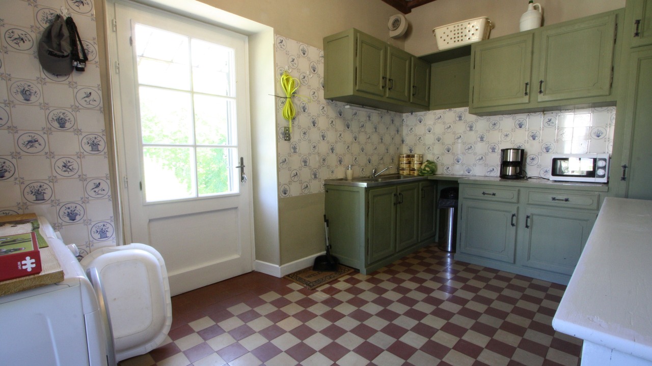 Photo of Kitchen in Saint-Marcel-du-Perigord