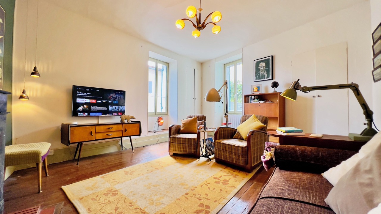 Photo of Livingroom in Saint-Fort-sur-Gironde