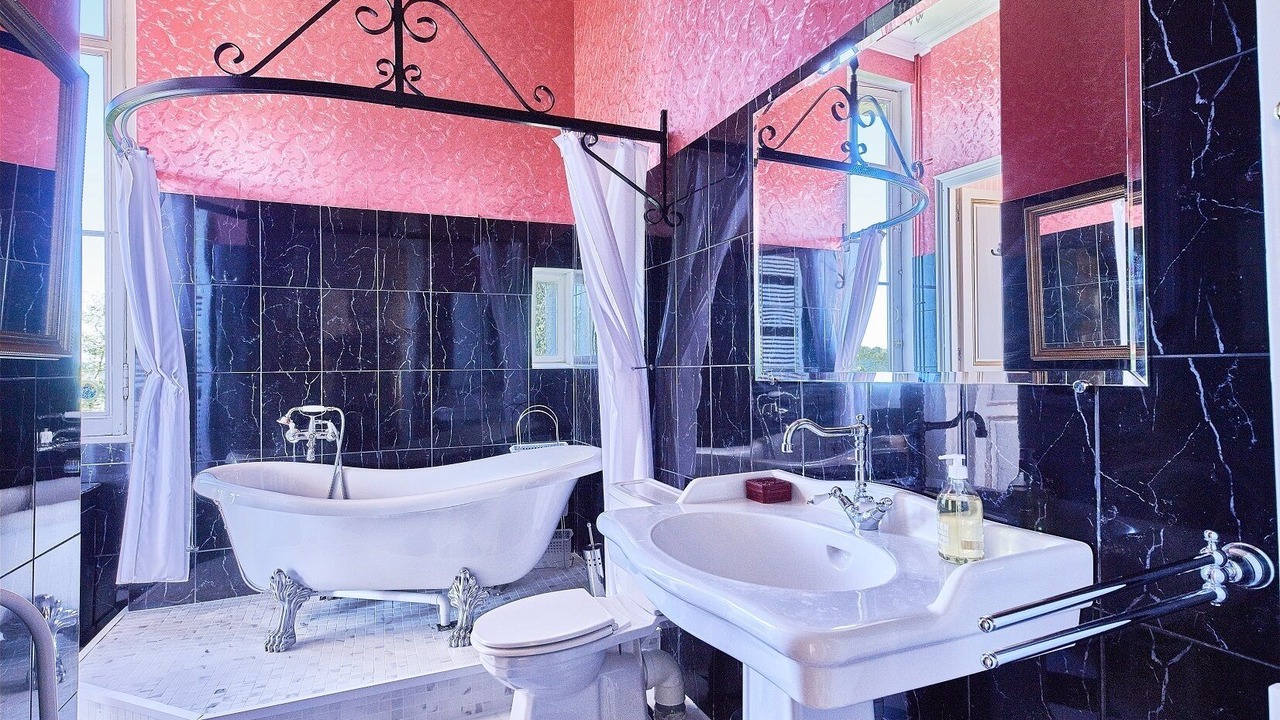 Photo of Bathroom in Clairac