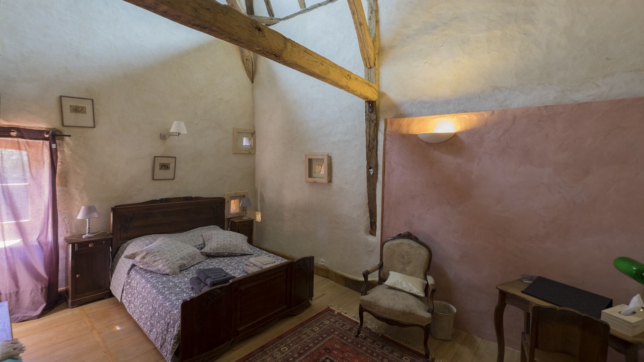 Photo of Bedroom in Domme