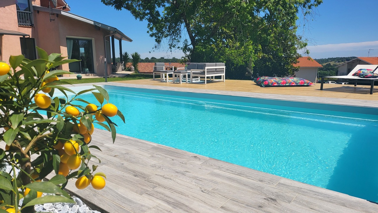 Photo of Outdoor in Saint-Lon-les-Mines