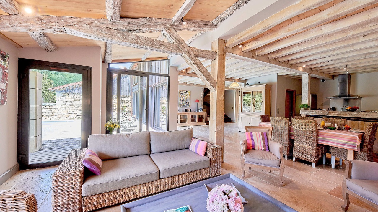 Photo of Livingroom in Saint-Amand-de-Coly