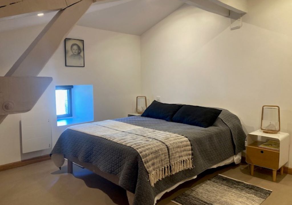 Photo of Bedroom in Saint-Martin-de-Fressengeas