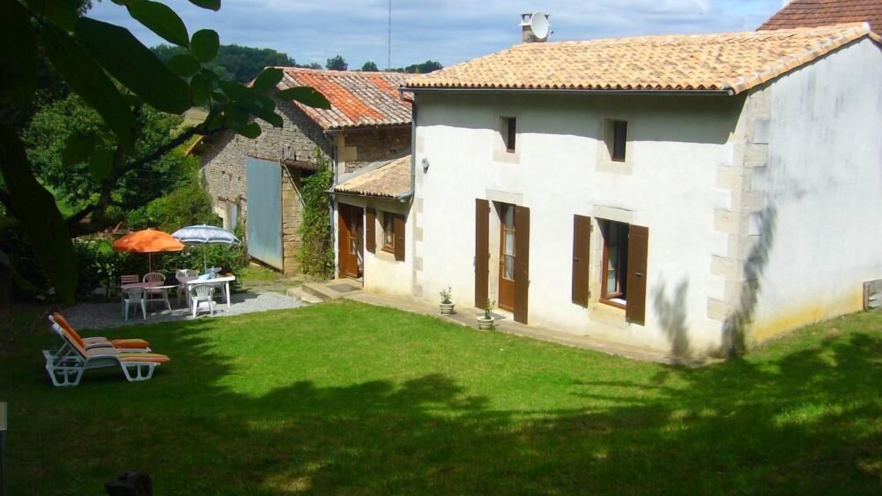 Photo of Outdoor in Aigonnay