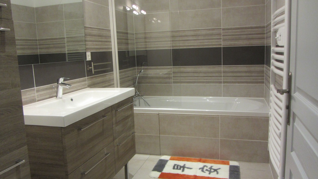 Photo of Bathroom in Osses