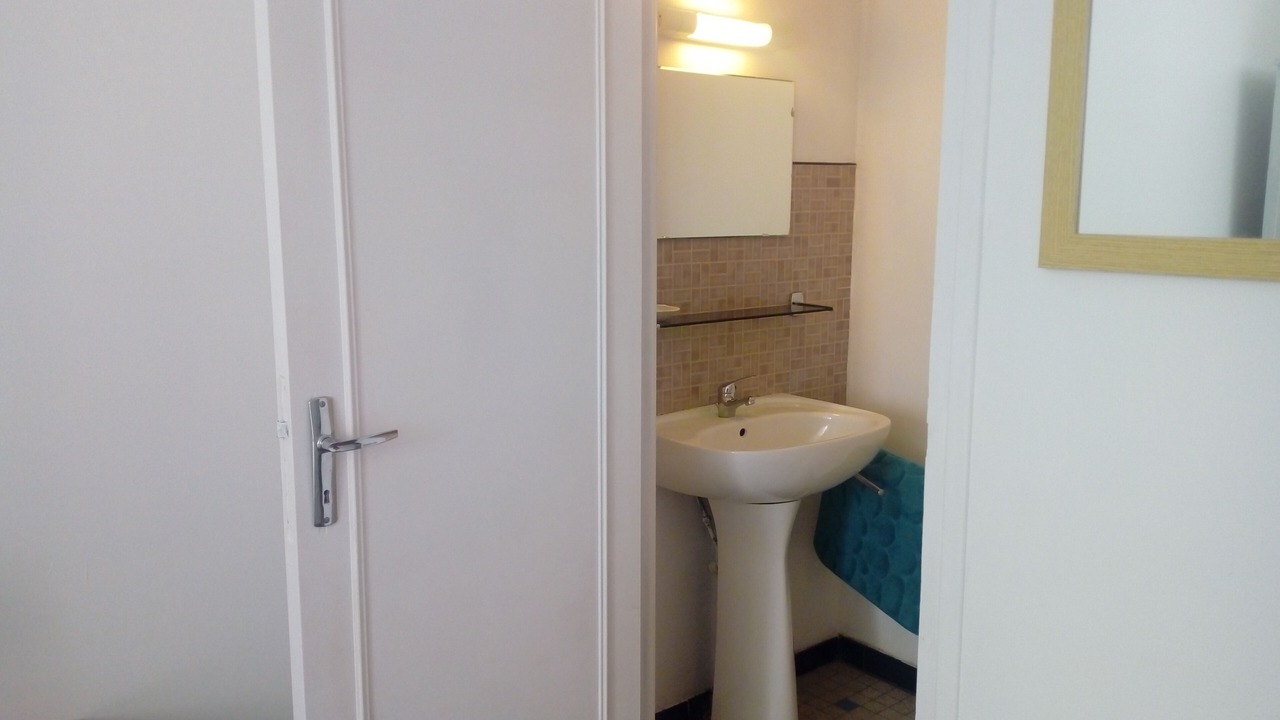 Photo of Bathroom in Saint-Vincent-de-Connezac