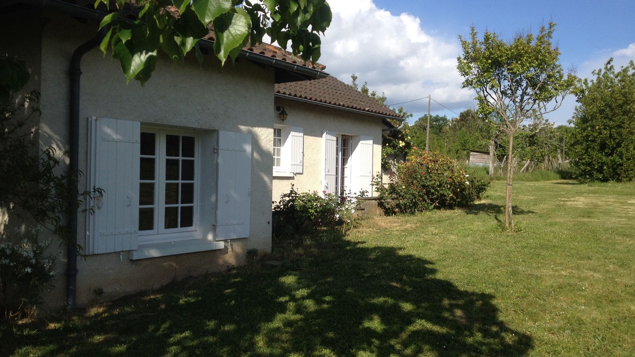 Photo of Outdoor in Saint-Vincent-de-Connezac