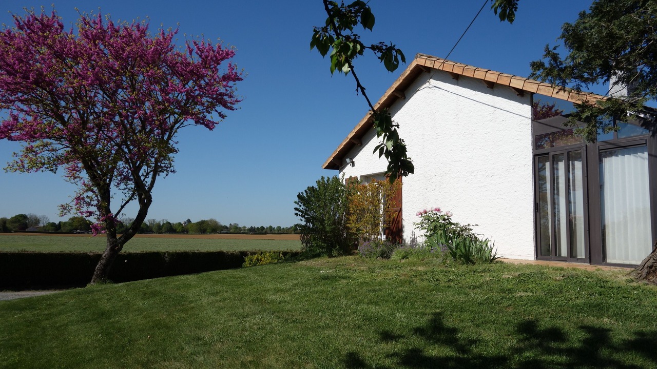 Photo of Outdoor in Rouille