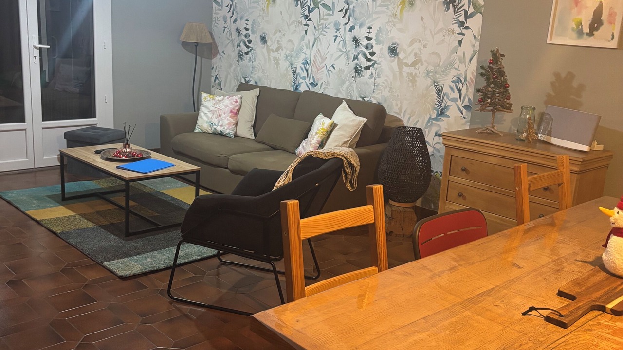 Photo of Livingroom in Rouille