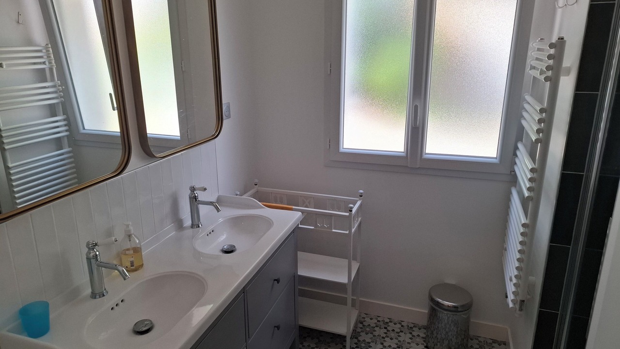 Photo of Bathroom in Saint-Palais-sur-Mer