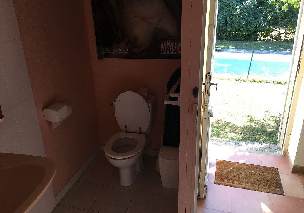 Photo of Bathroom in Tonneins