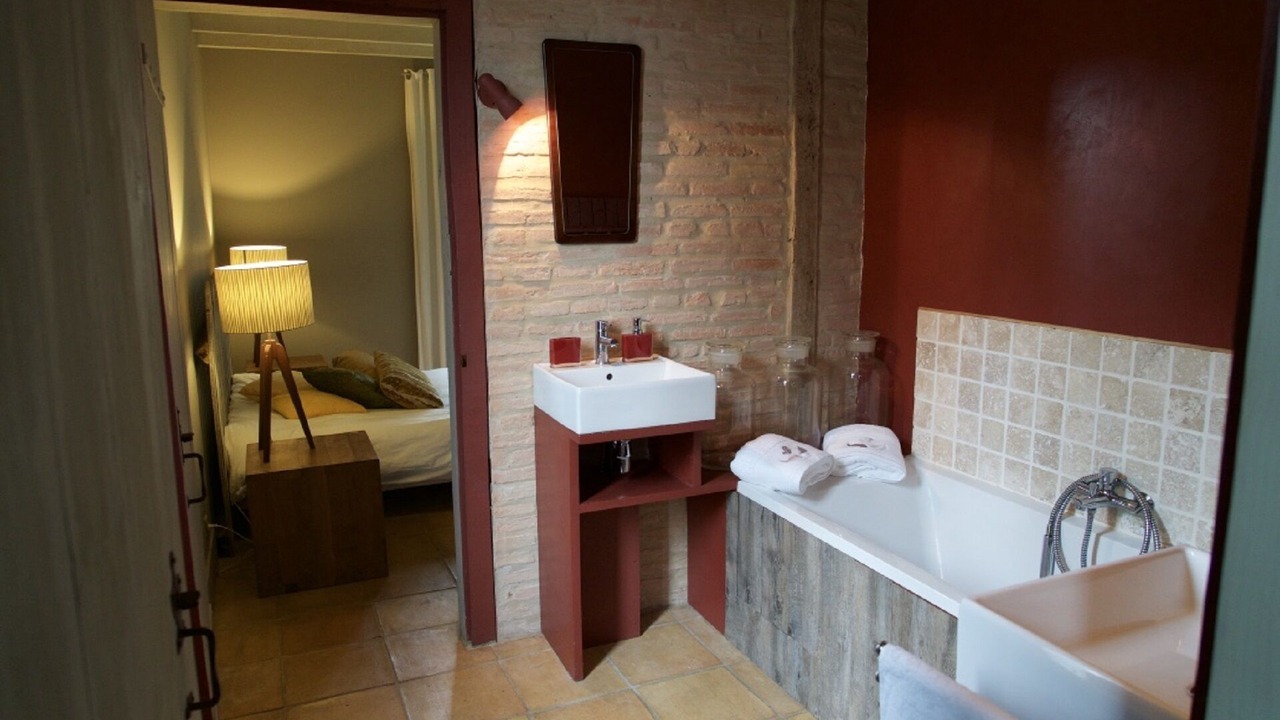Photo of Bathroom in Arengosse