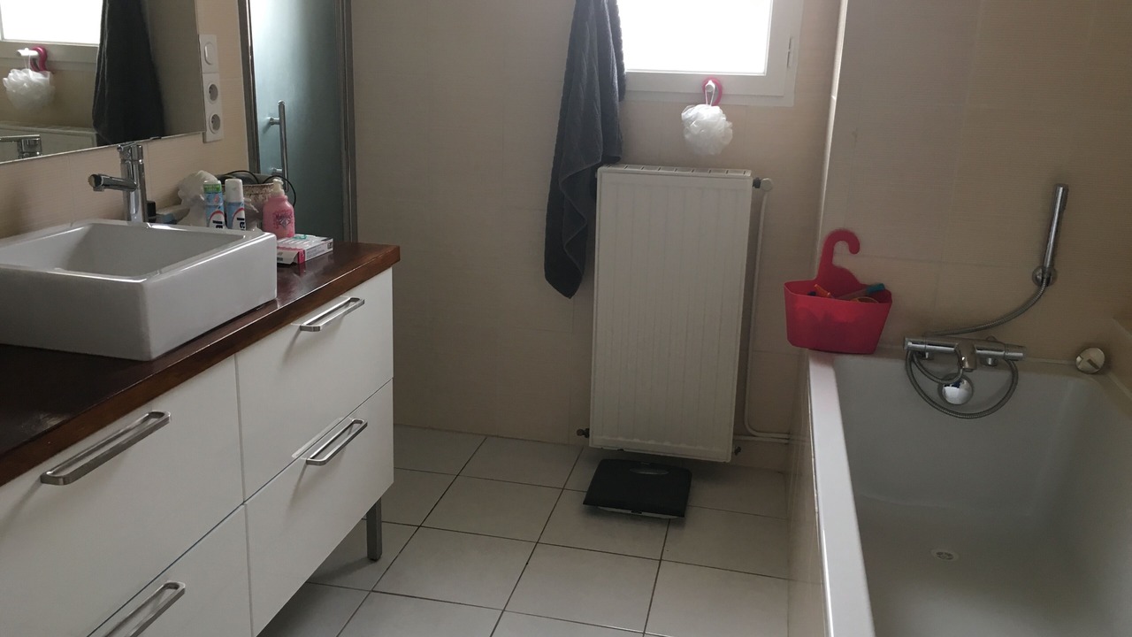 Photo of Bathroom in Saint-Aubin-de-Medoc