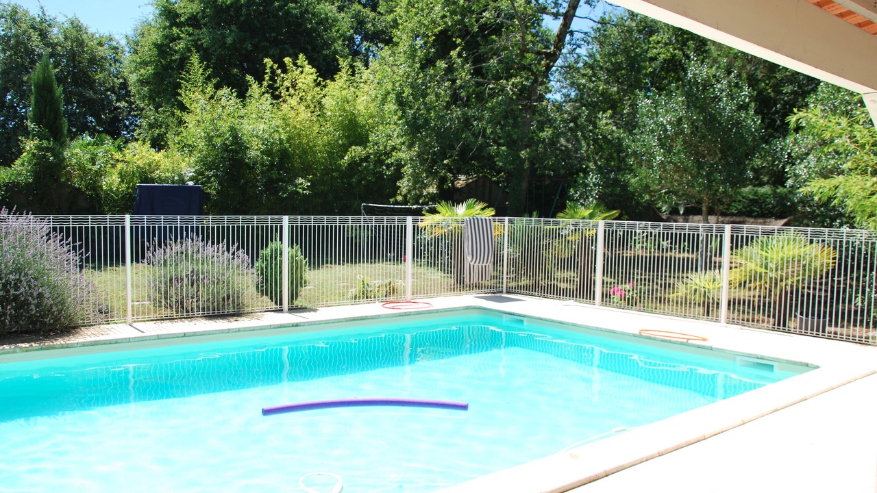 Photo of Outdoor in Saint-Aubin-de-Medoc