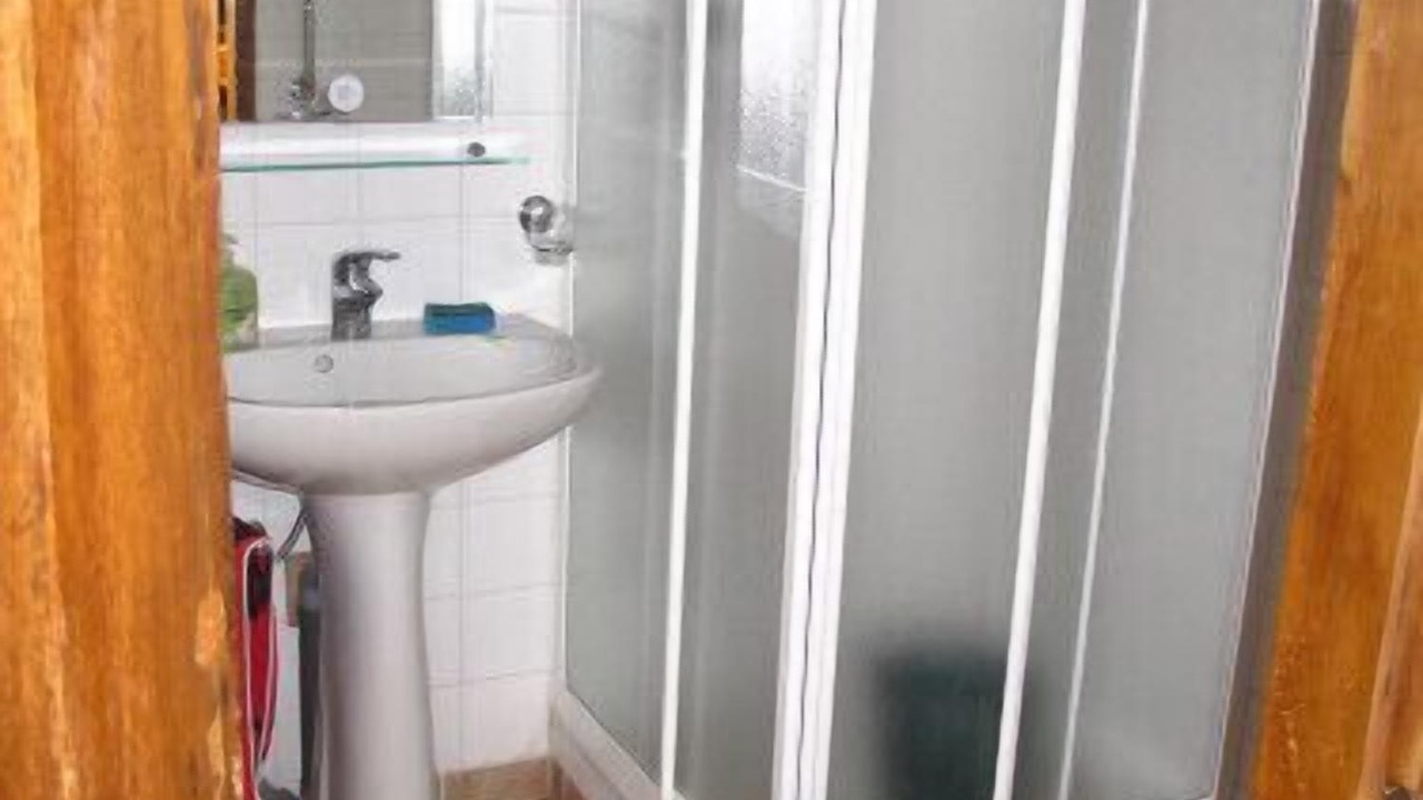 Photo of Bathroom in Saint-Yrieix-la-Montagne