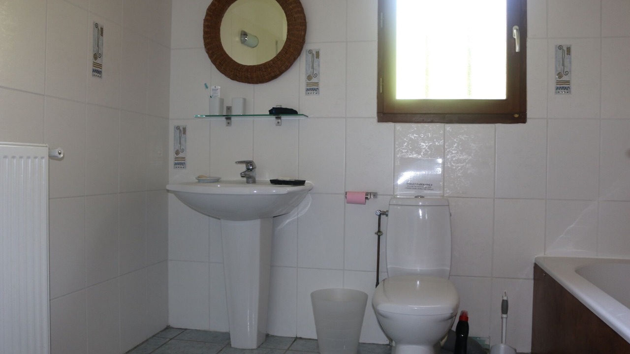 Photo of Bathroom in Saint-Privat-des-Pres