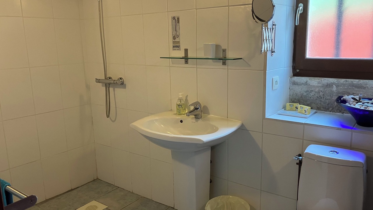Photo of Bedroom in Saint-Privat-des-Pres