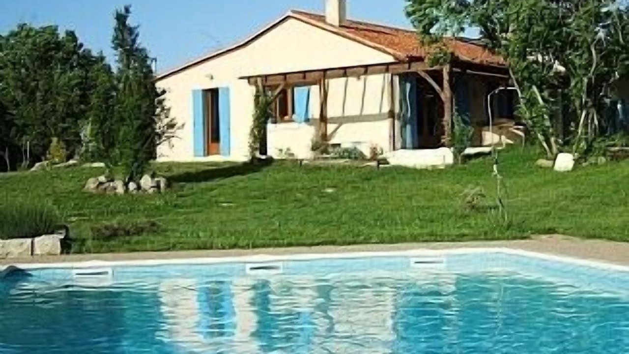 Photo of Outdoor in Saint-Privat-des-Pres