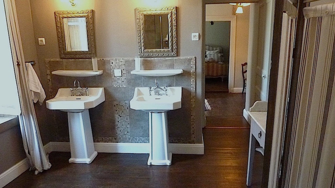 Photo of Bathroom in La Trimouille