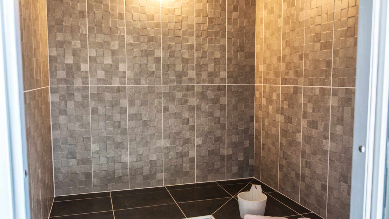 Photo of Bathroom in Saint-Loup-Lamaire