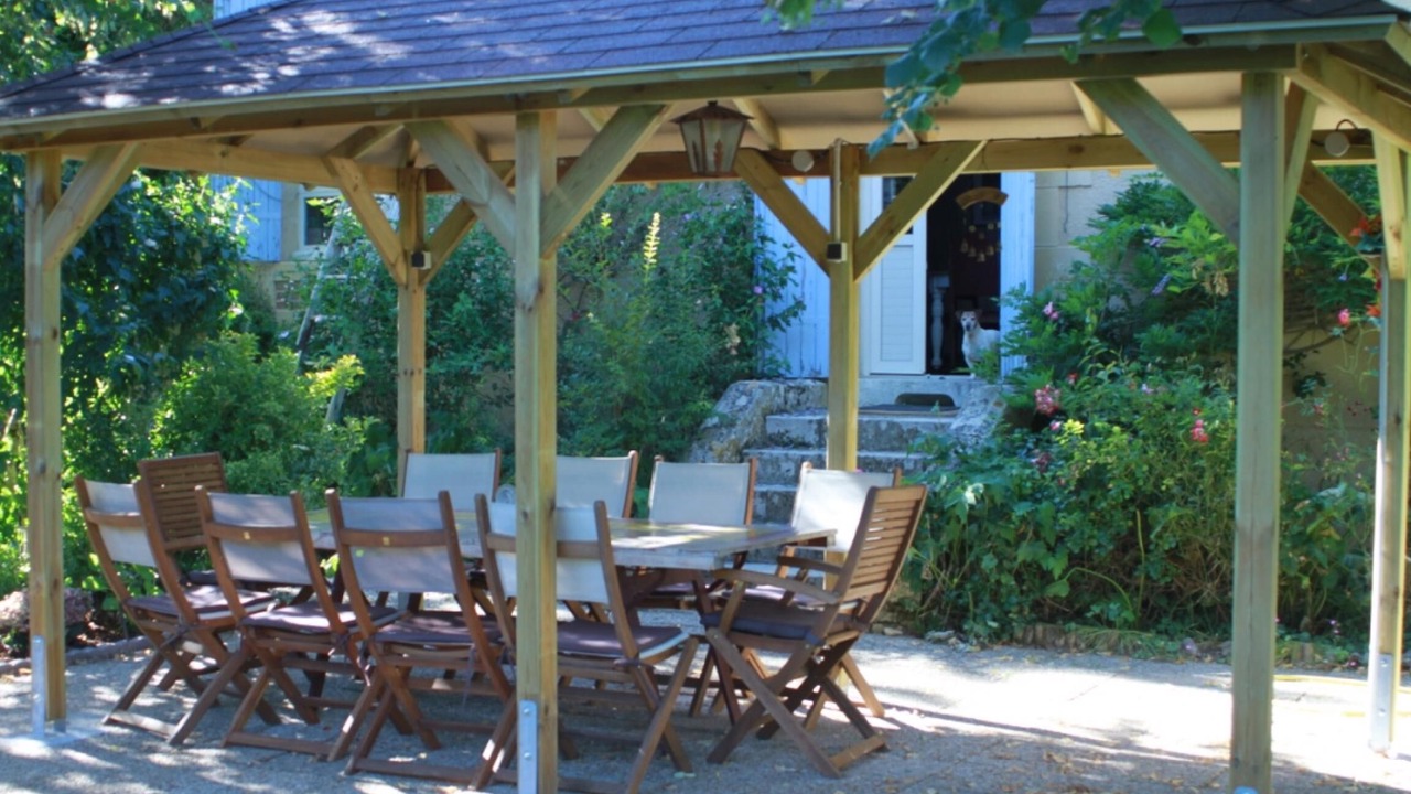 Photo of Outdoor in Cours-de-Pile