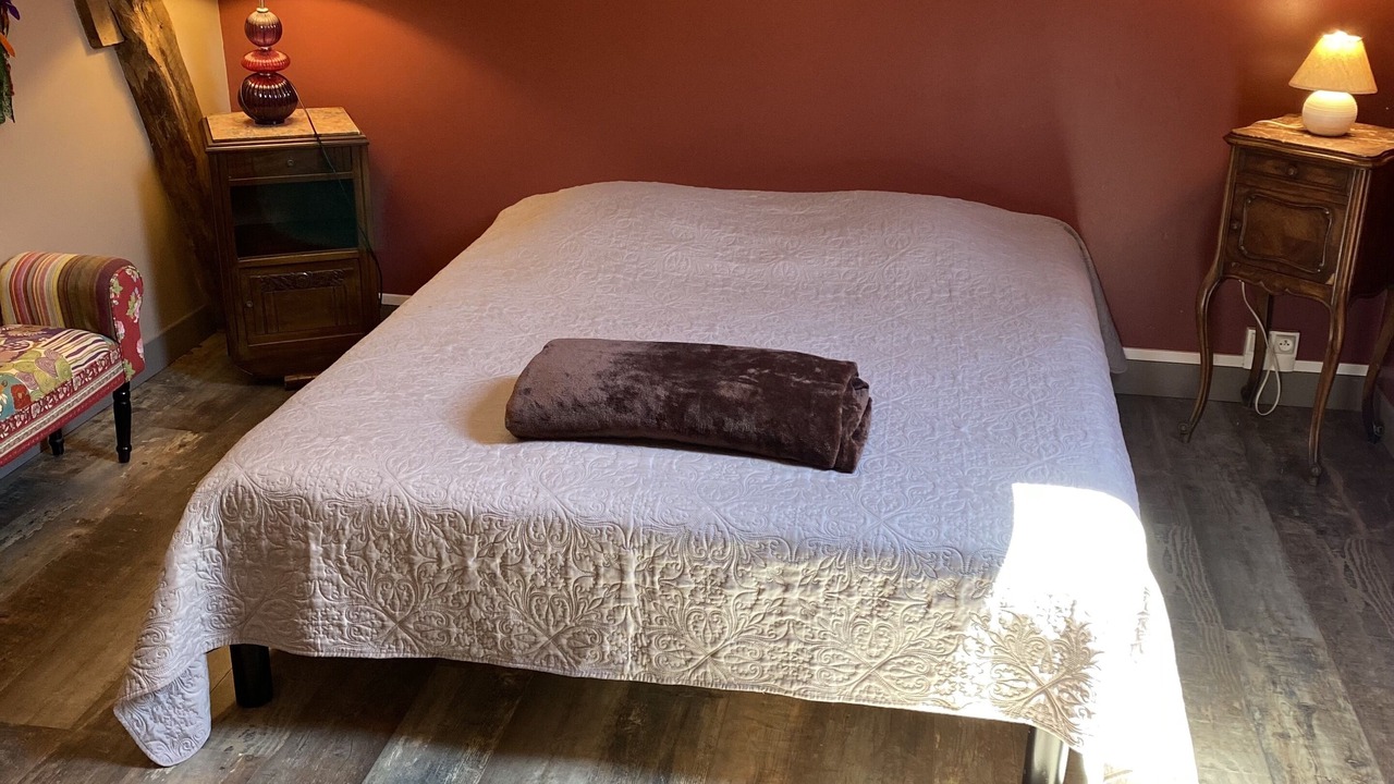 Photo of Bedroom in Cours-de-Pile