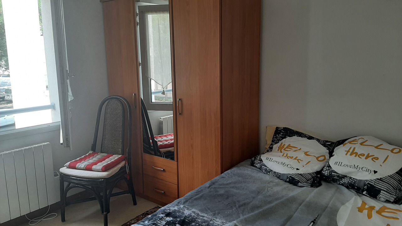 Photo of Bedroom in La Rochelle City Centre
